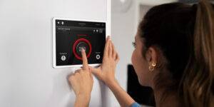 Air conditioner thermostat problems